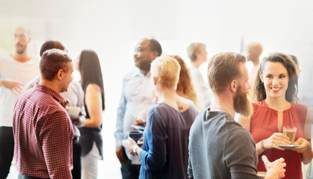 Start-ups meeting other start-ups in a friendly networking atmosphere.